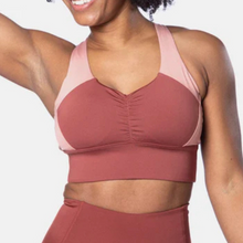 Load image into Gallery viewer, Handful Gametime Wireless Sports Bra
