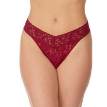 Load image into Gallery viewer, Hanky Panky Signature Lace Original Rise Thong red
